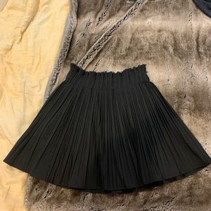 Zara black pleated skirt